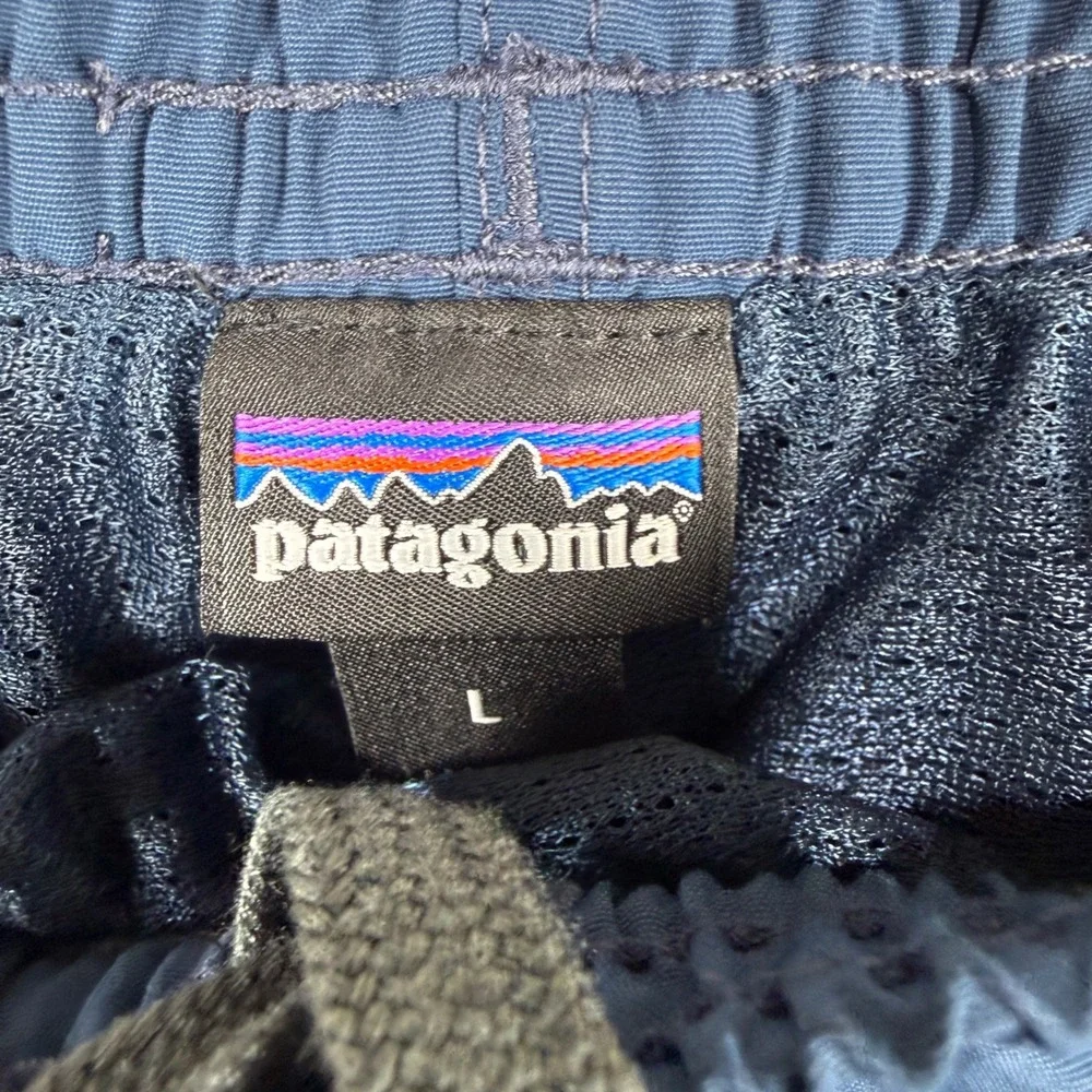 Patagonia Baggies Shorts Men Large Navy Blue 7 Inch Inseam Nylon Swim Trunks